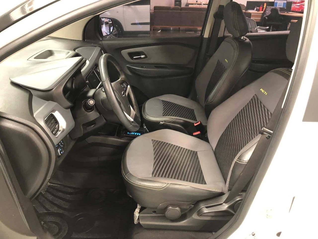 CHEVROLET SPIN