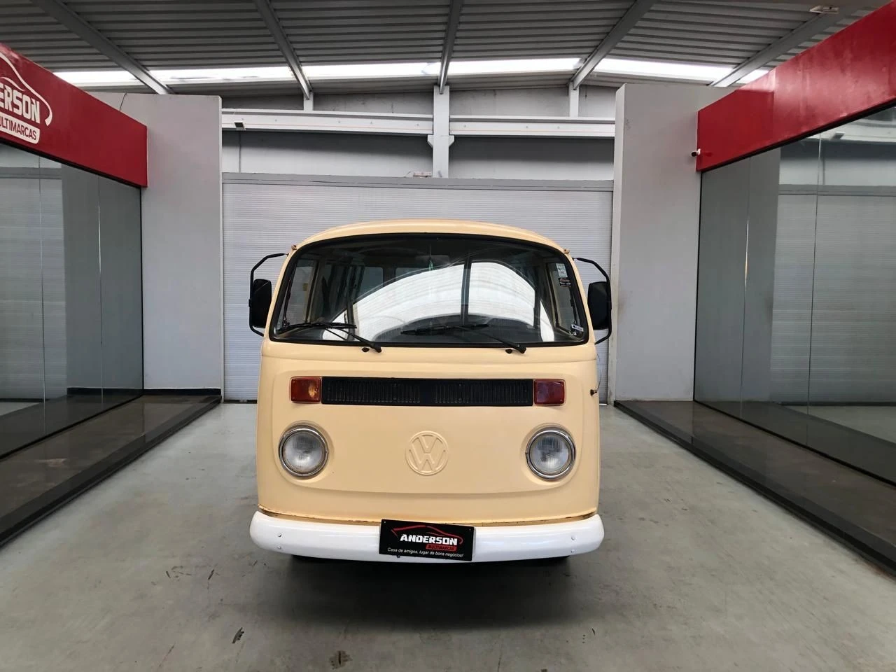 VOLKSWAGEN KOMBI