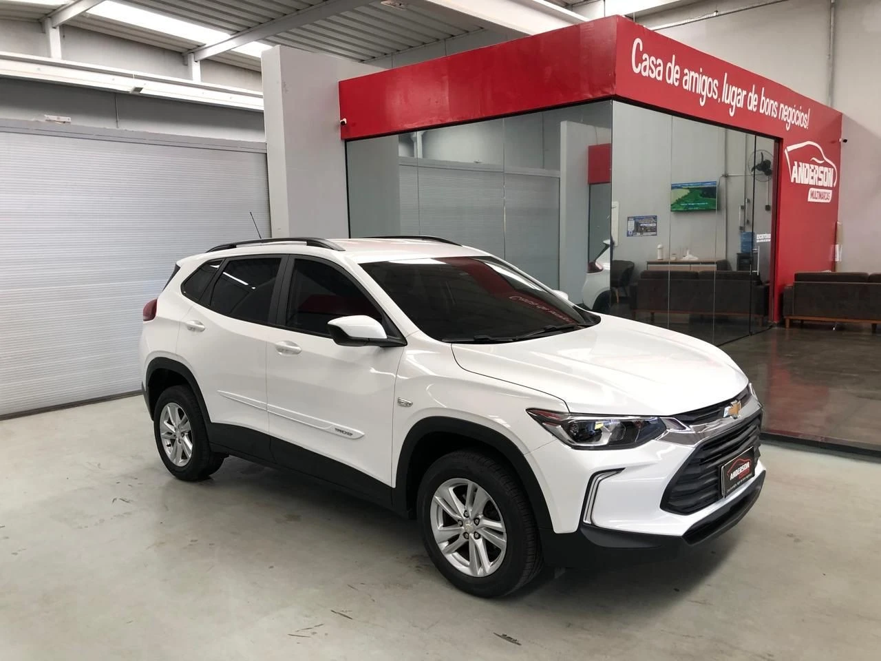 CHEVROLET TRACKER