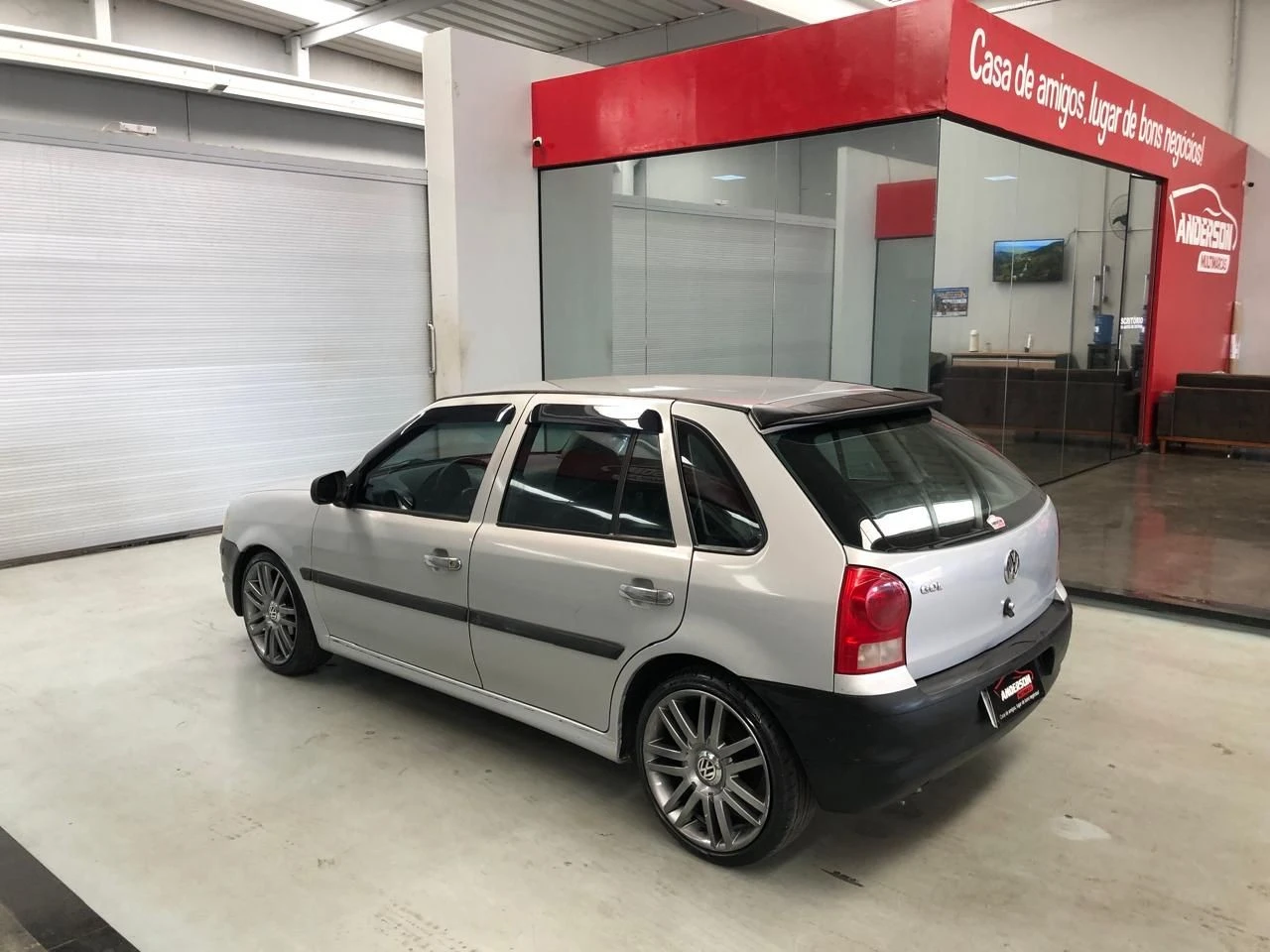 VOLKSWAGEN GOL