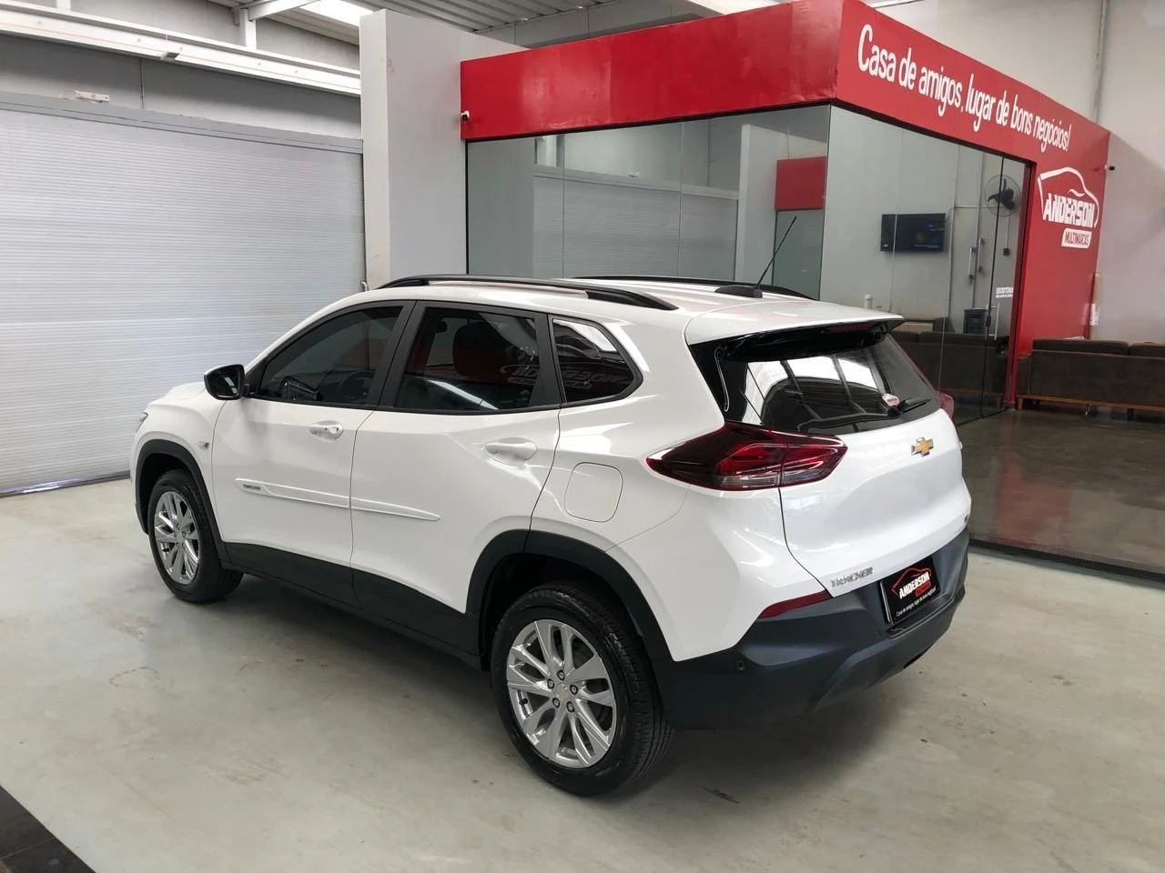 CHEVROLET TRACKER