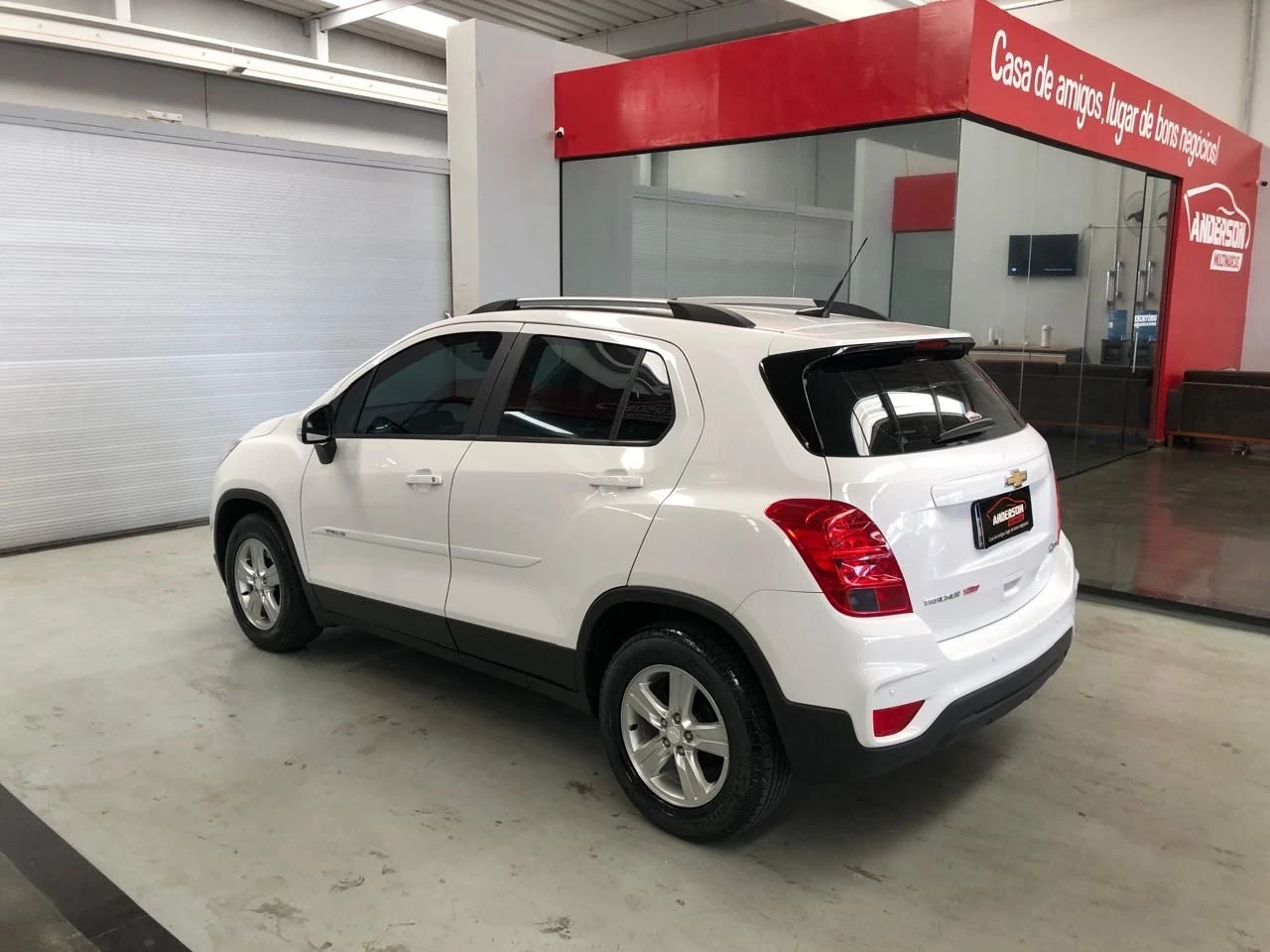 CHEVROLET TRACKER