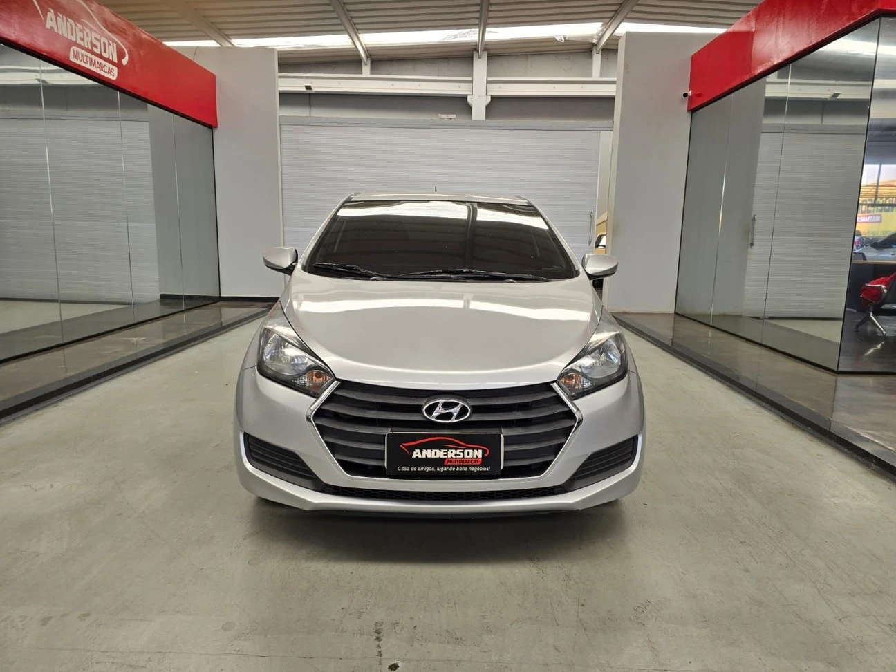 HYUNDAI HB20