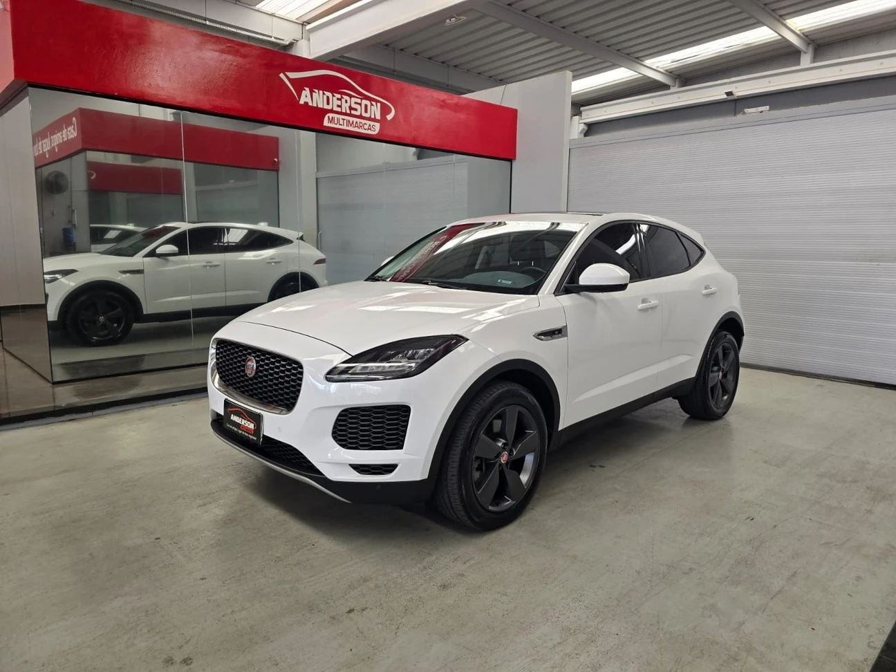 JAGUAR E-PACE