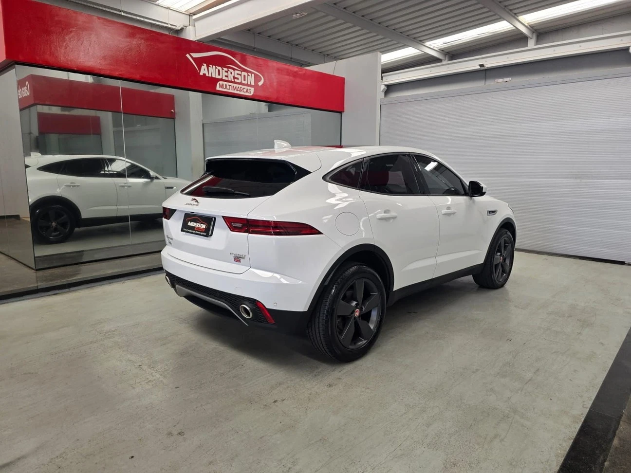JAGUAR E-PACE