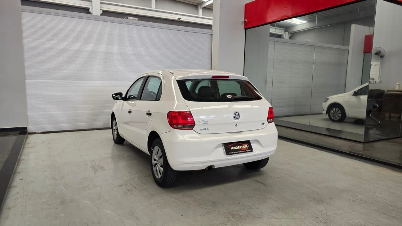 VOLKSWAGEN GOL