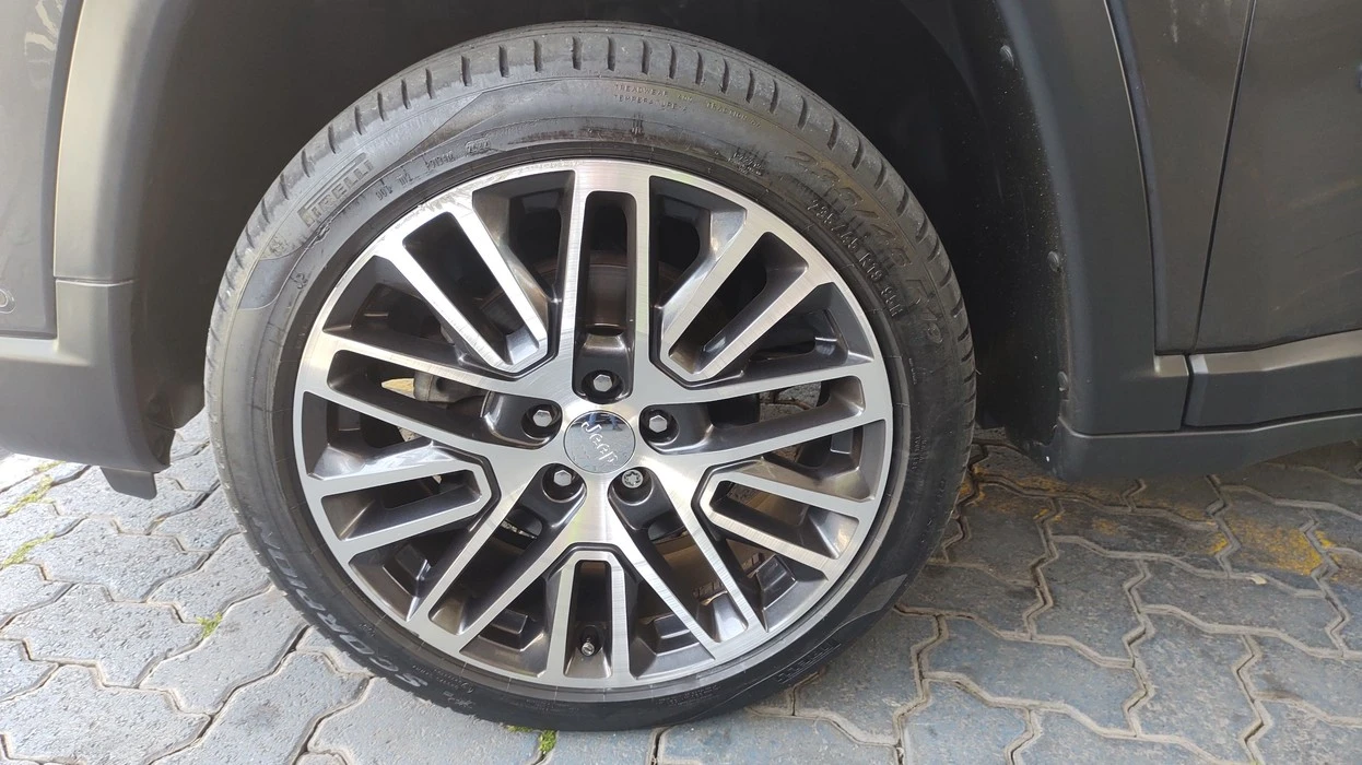 JEEP COMPASS