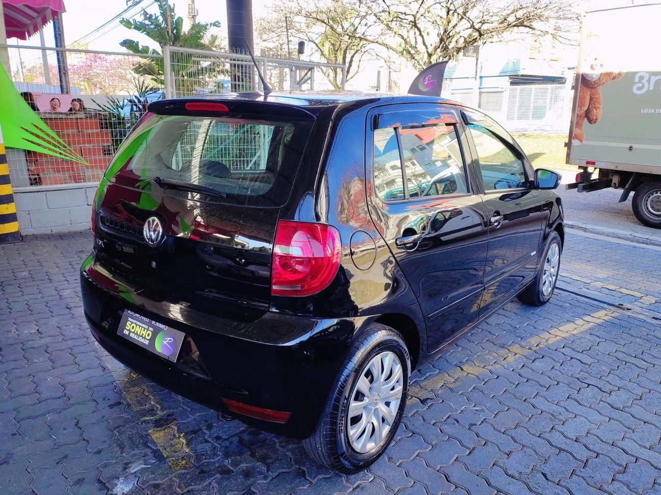 VOLKSWAGEN FOX