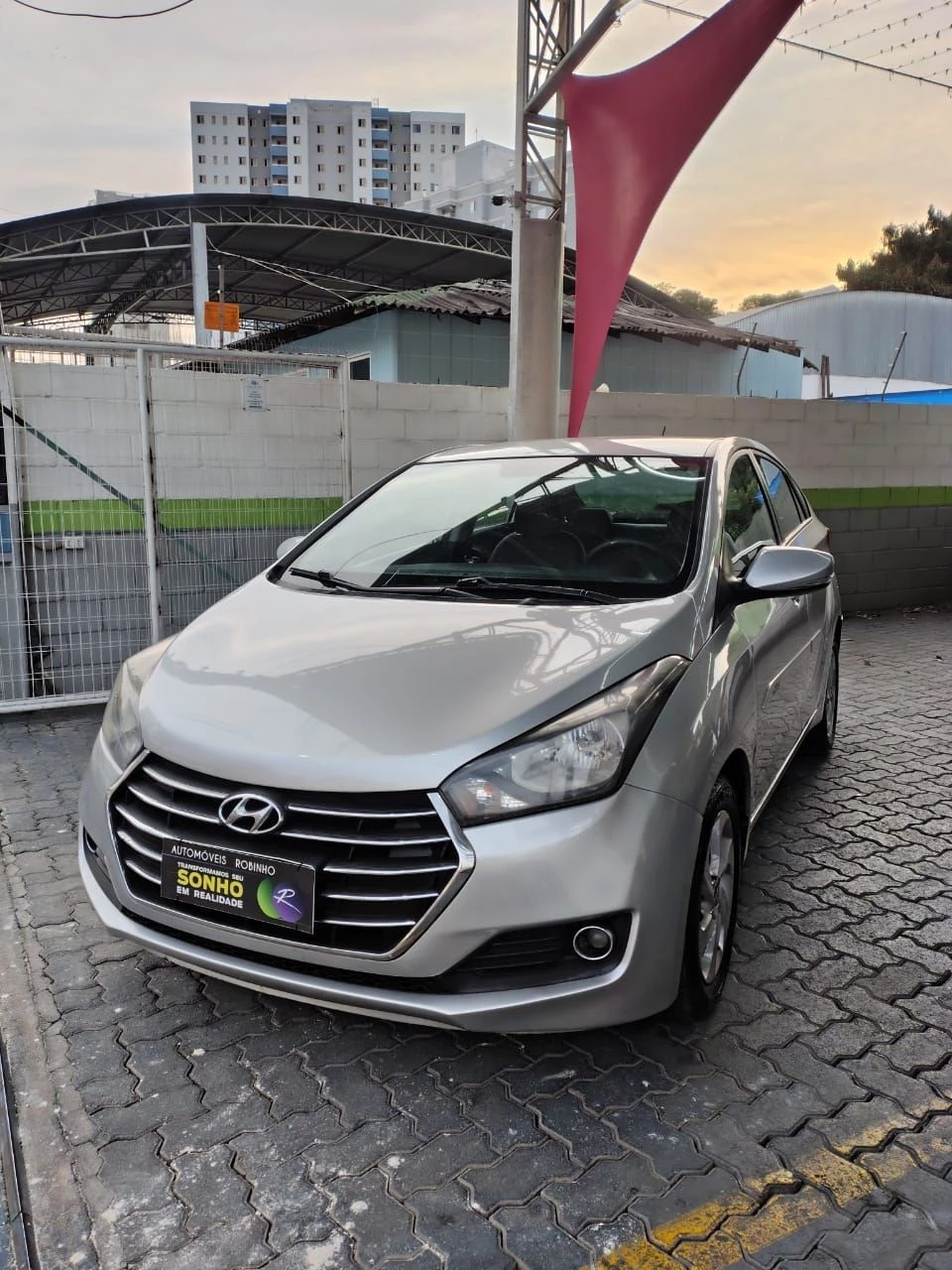 HYUNDAI HB20S