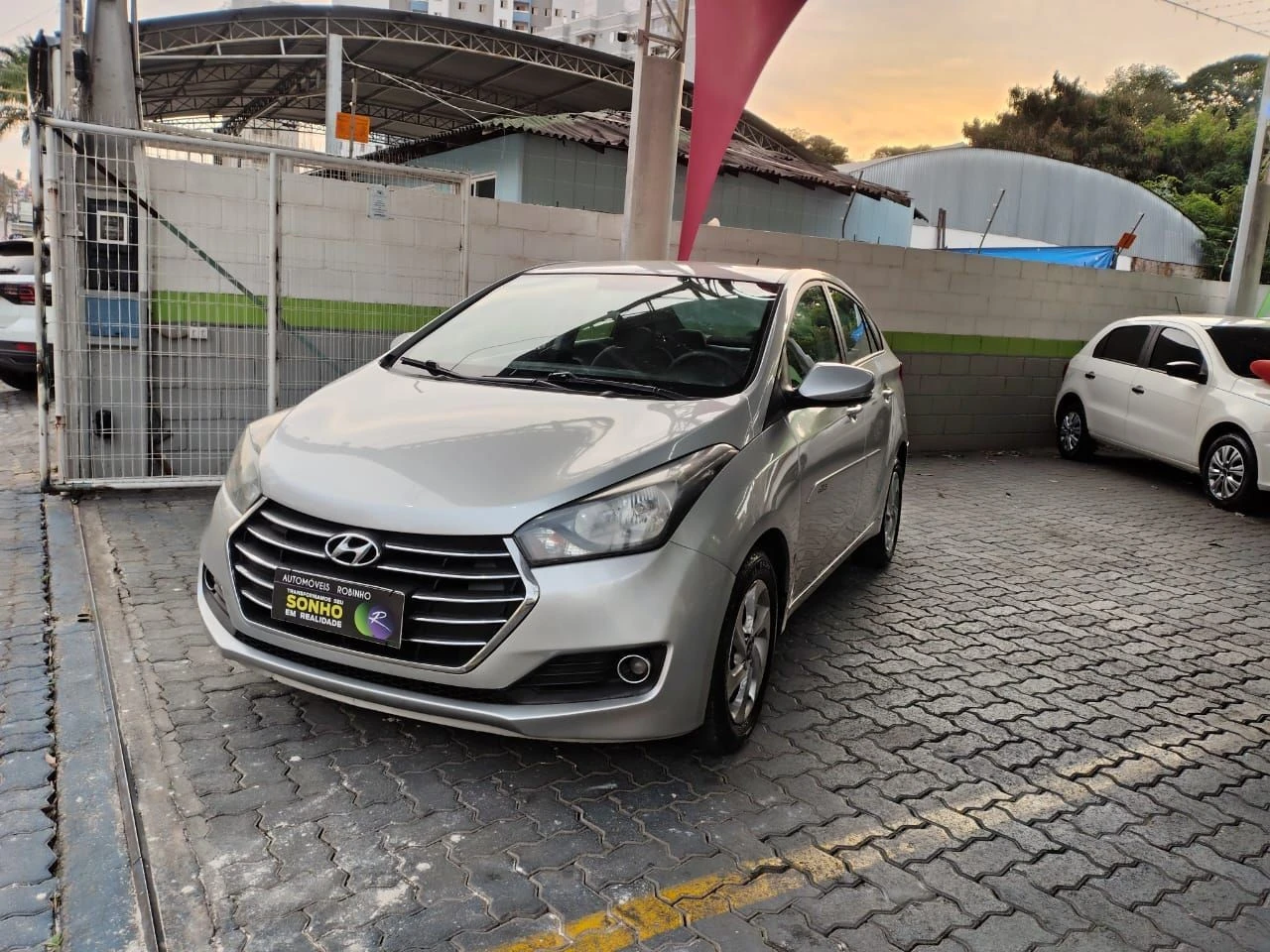 HYUNDAI HB20S
