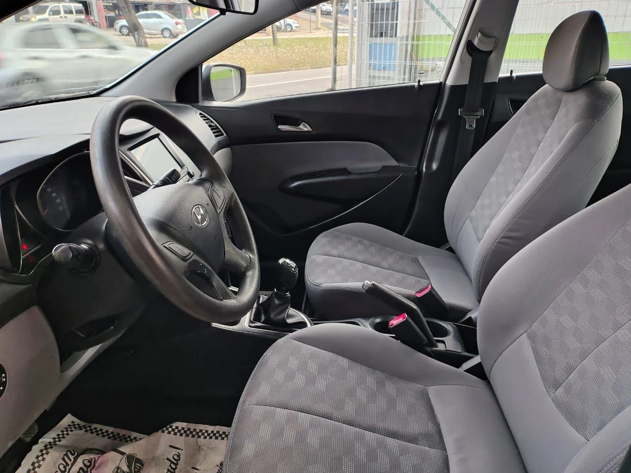 HYUNDAI HB20S