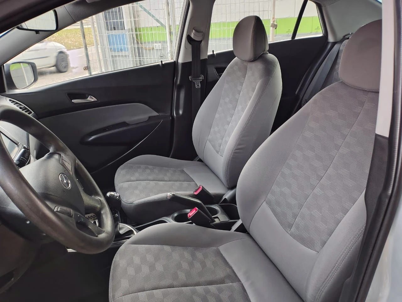 HYUNDAI HB20S