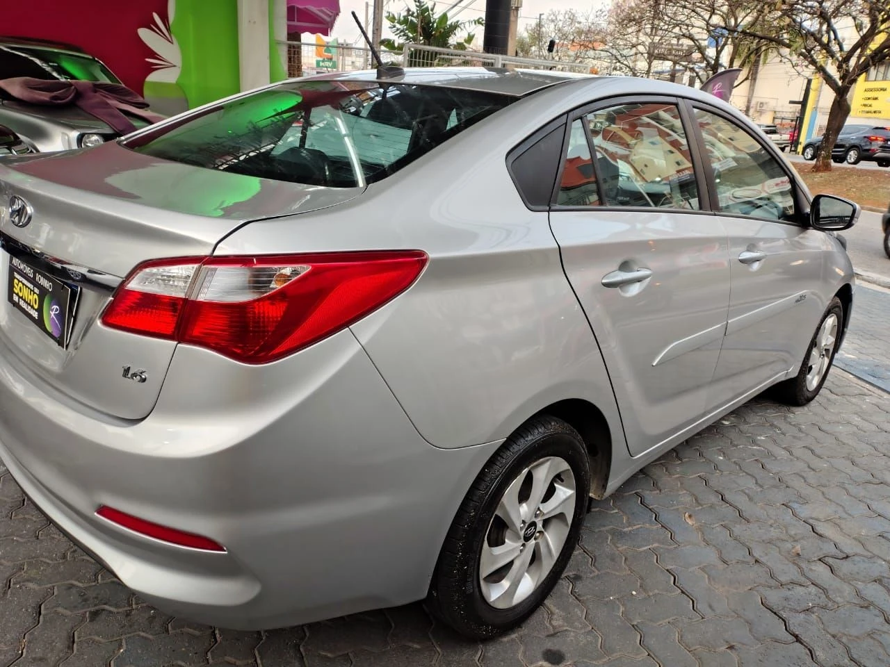 HYUNDAI HB20S