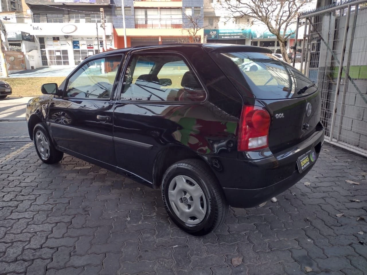 VOLKSWAGEN GOL