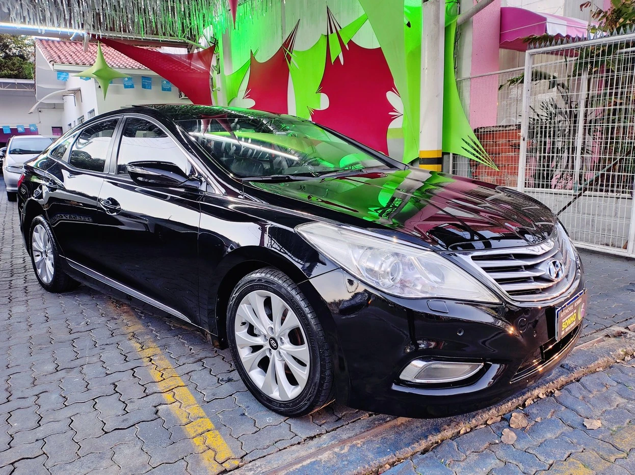 HYUNDAI AZERA