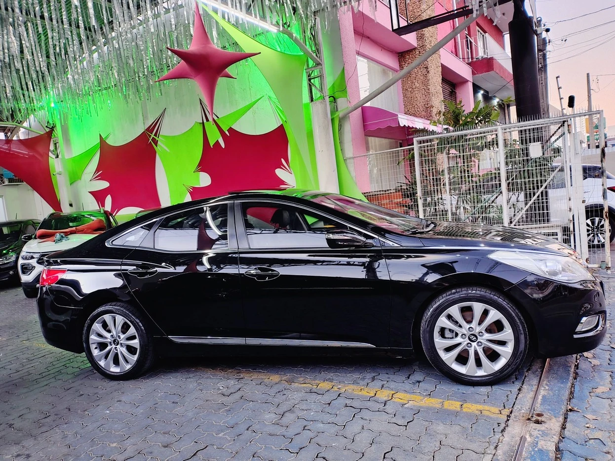 HYUNDAI AZERA