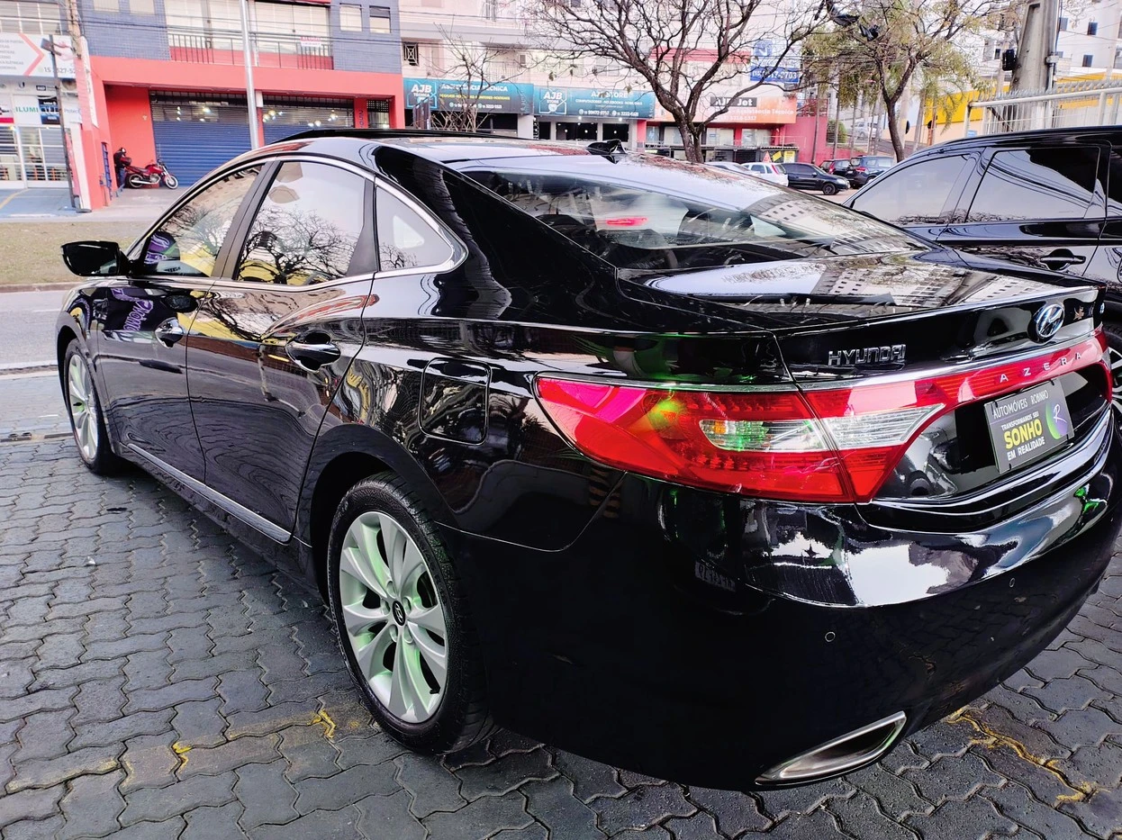 HYUNDAI AZERA