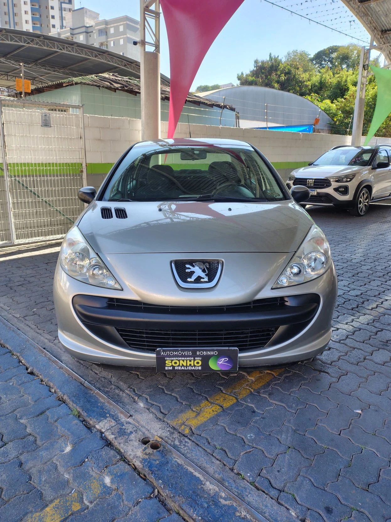 PEUGEOT 207