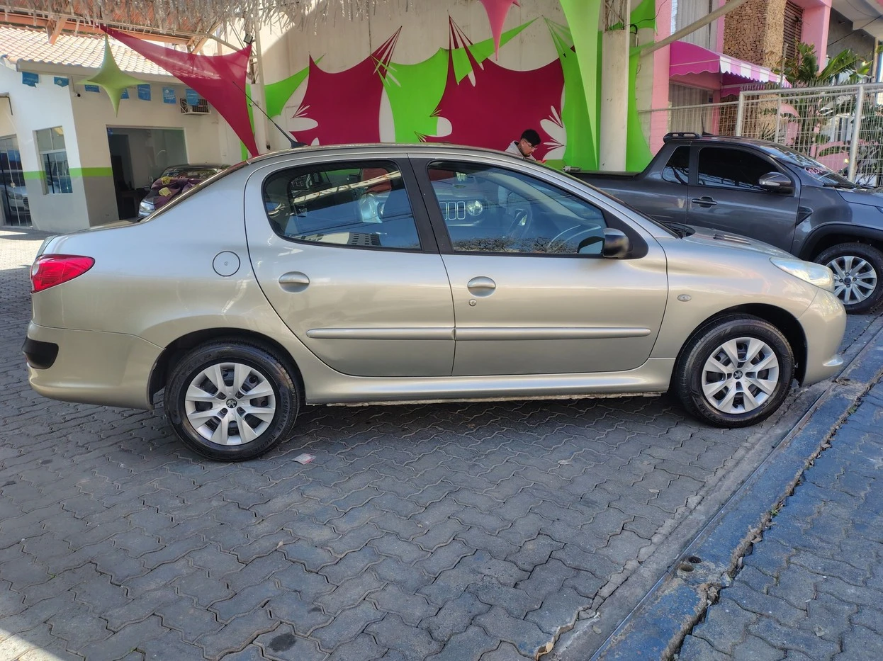 PEUGEOT 207
