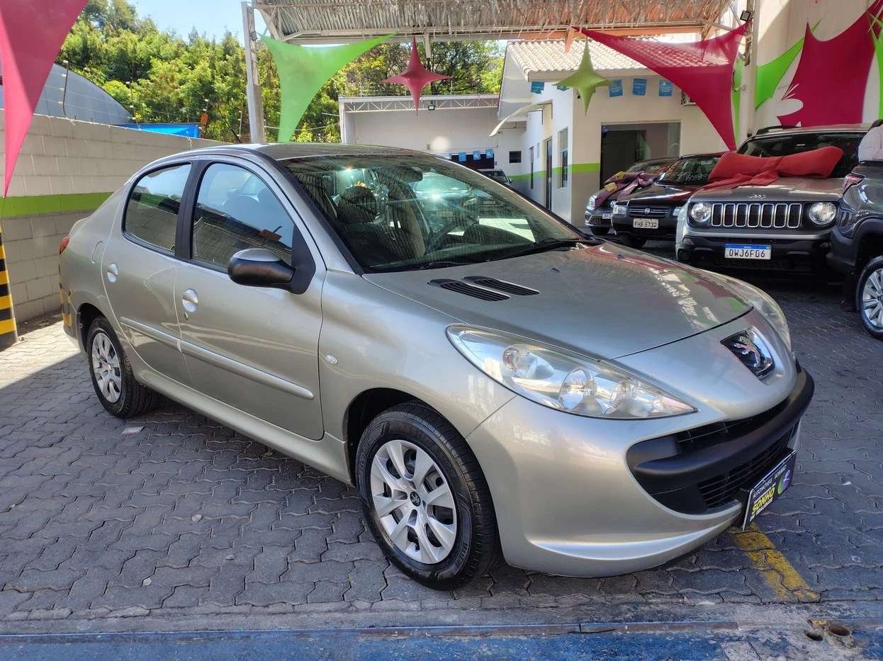PEUGEOT 207