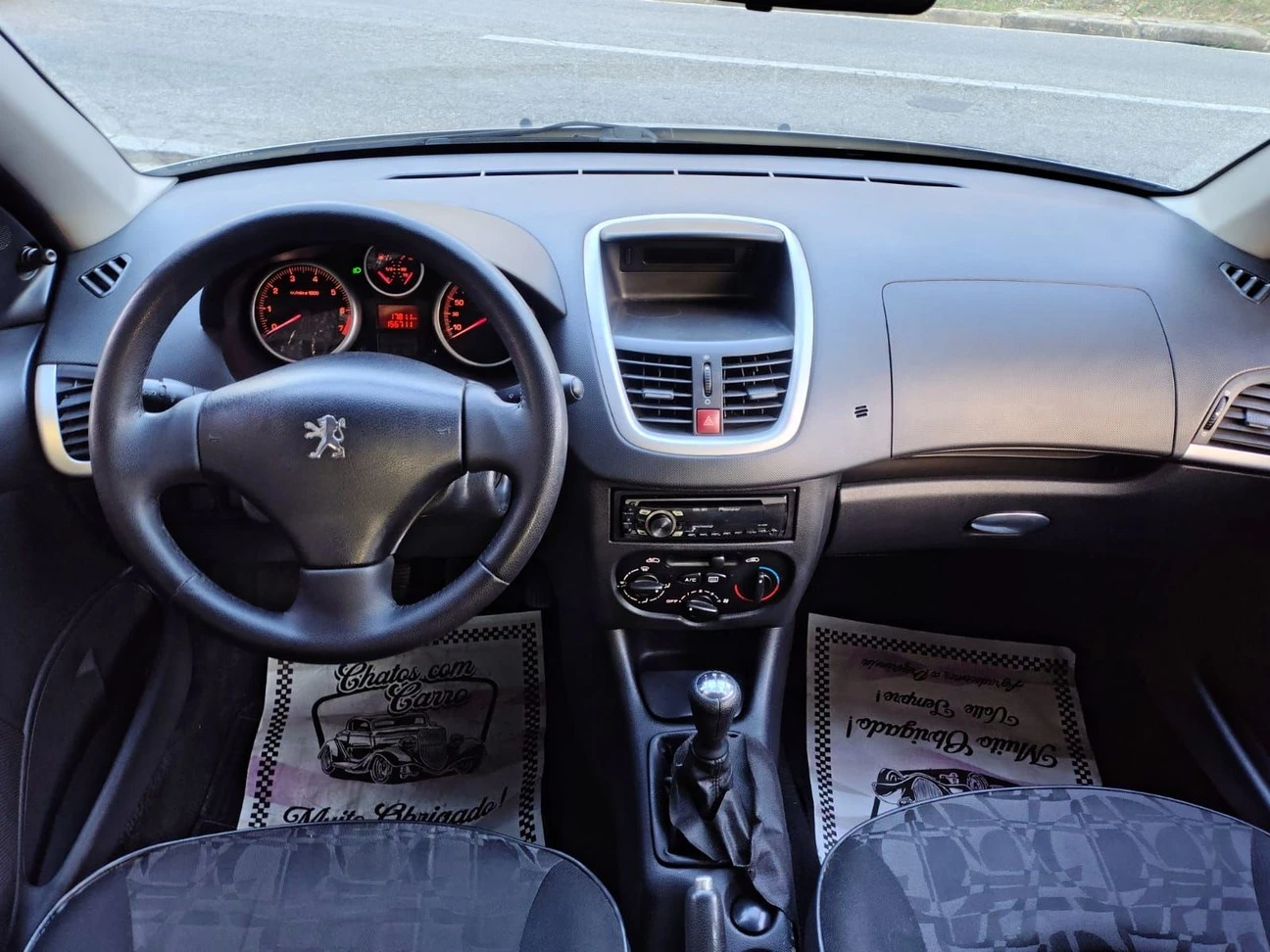 PEUGEOT 207