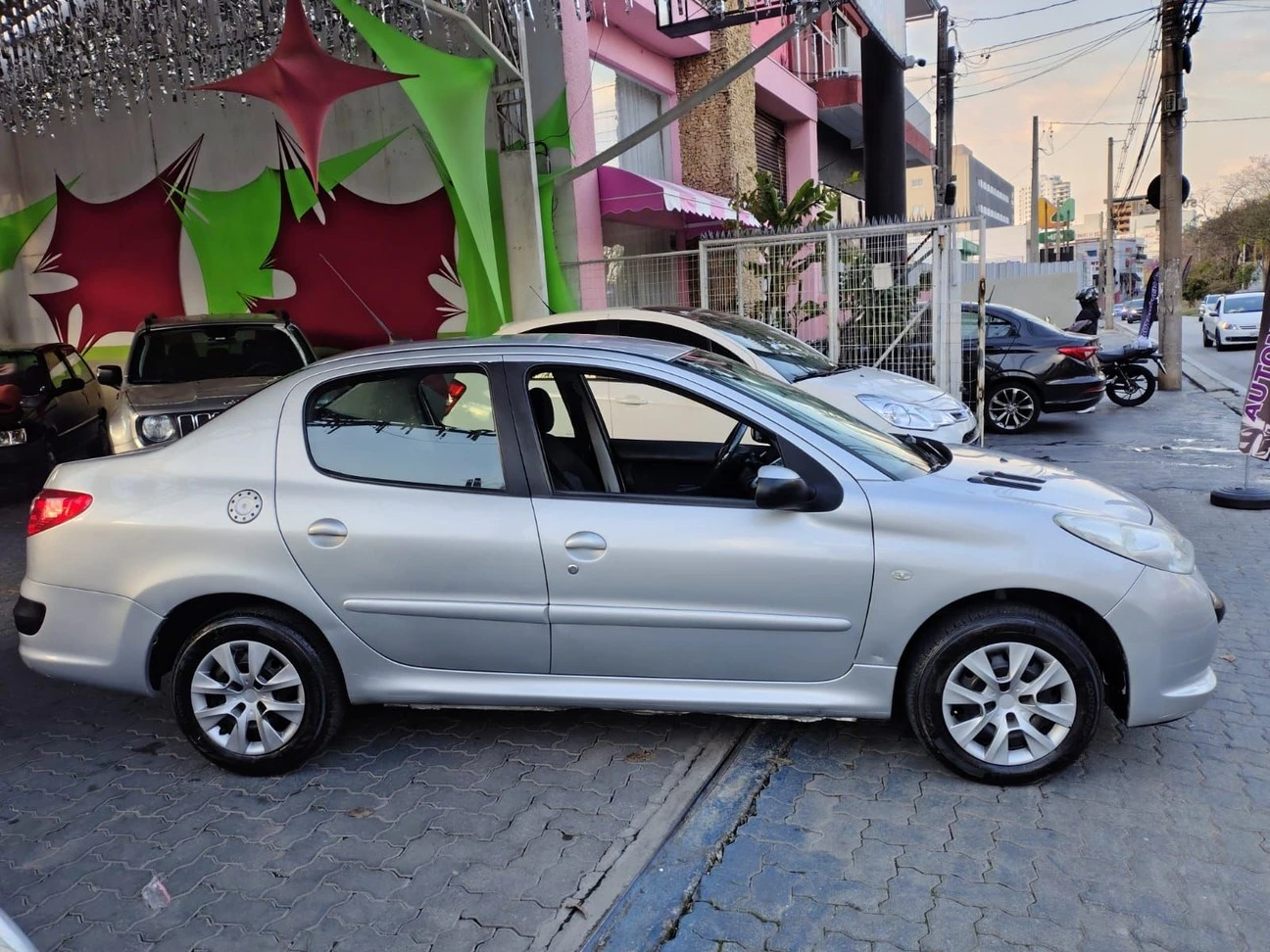 PEUGEOT 207