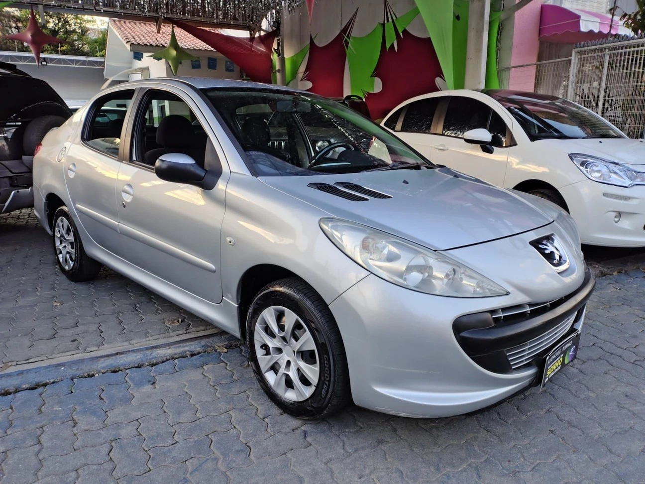 PEUGEOT 207