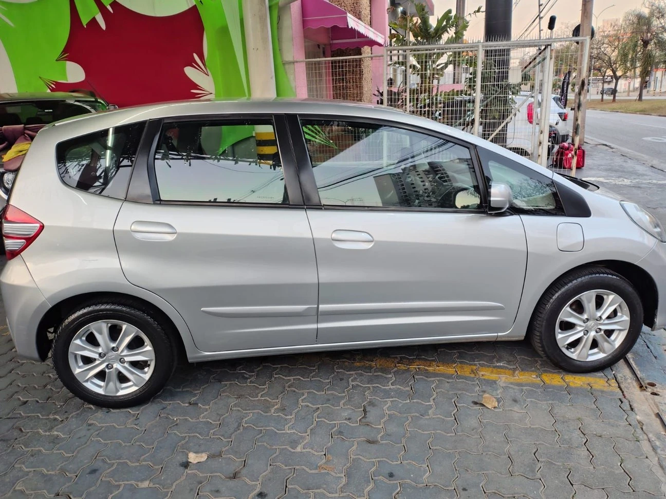 HONDA FIT