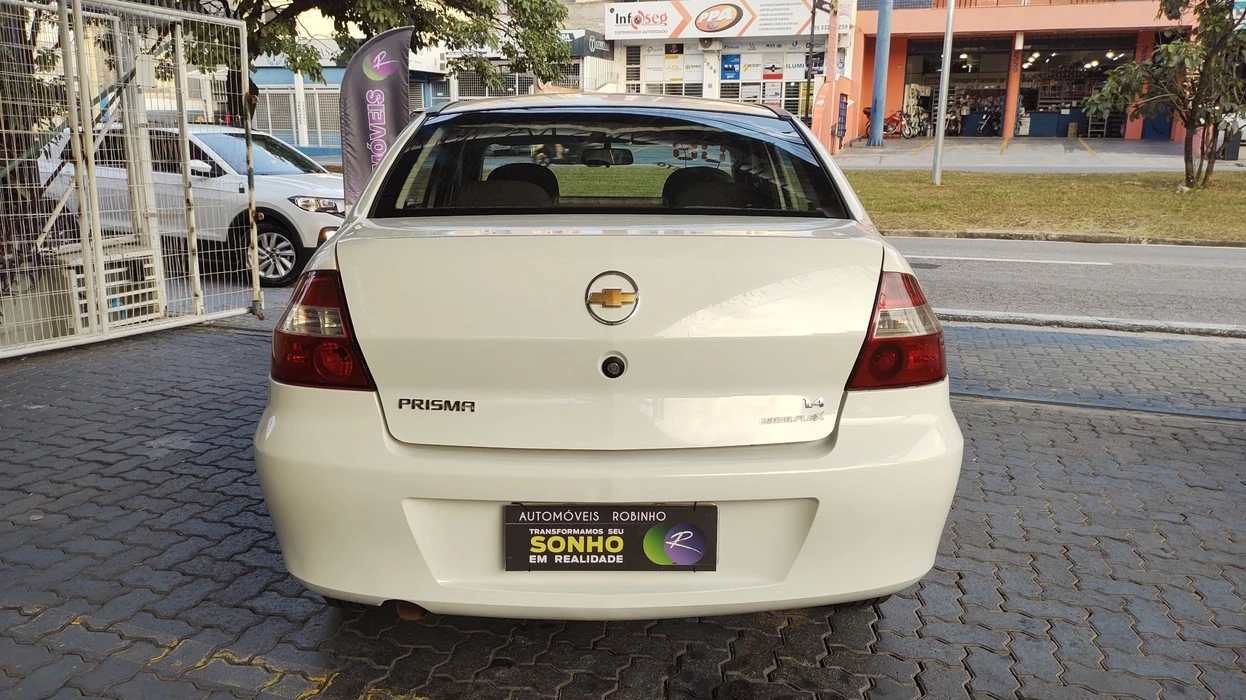 CHEVROLET PRISMA