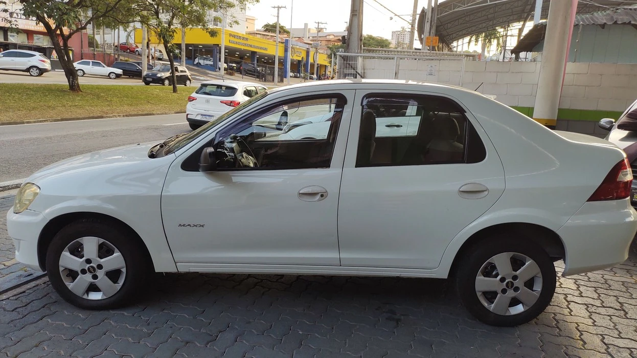 CHEVROLET PRISMA