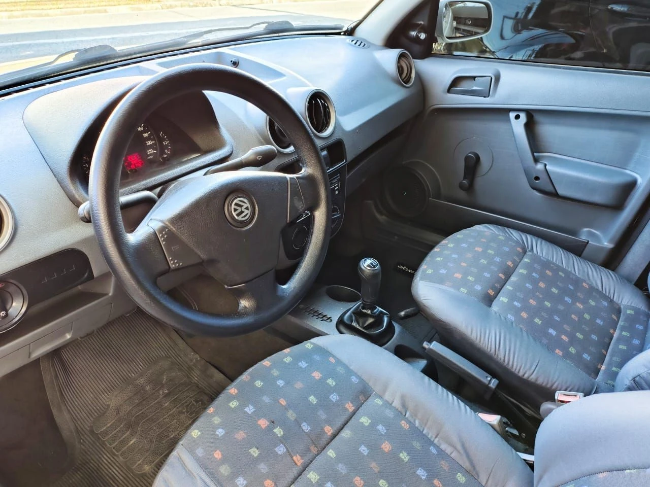 VOLKSWAGEN PARATI
