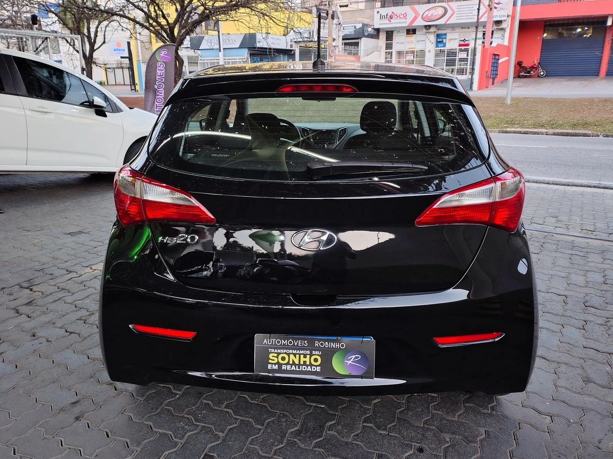 HYUNDAI HB20