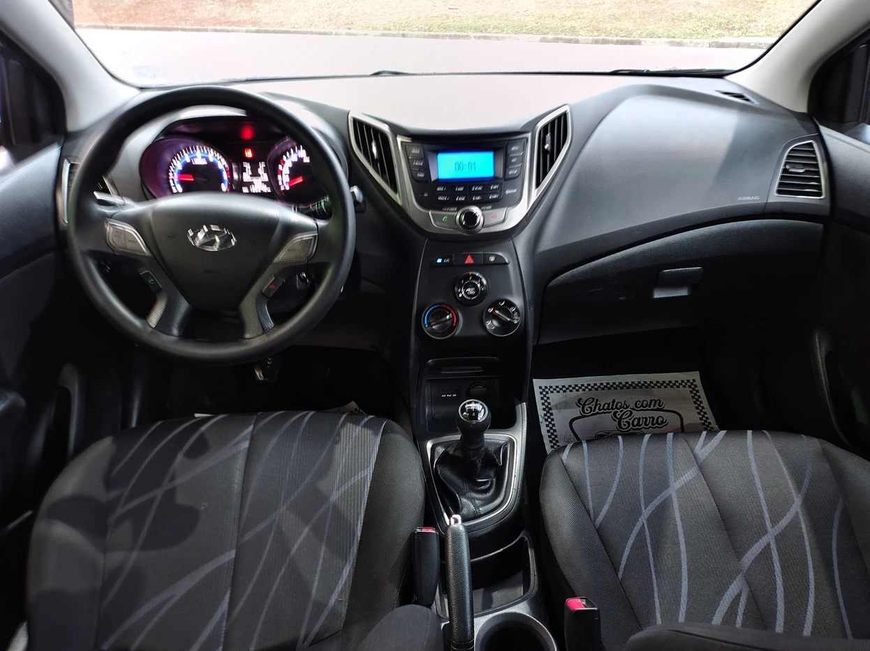 HYUNDAI HB20