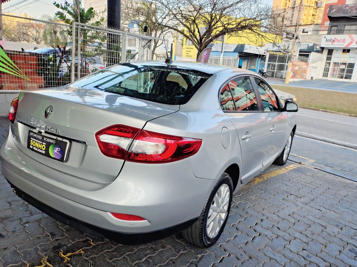 RENAULT FLUENCE