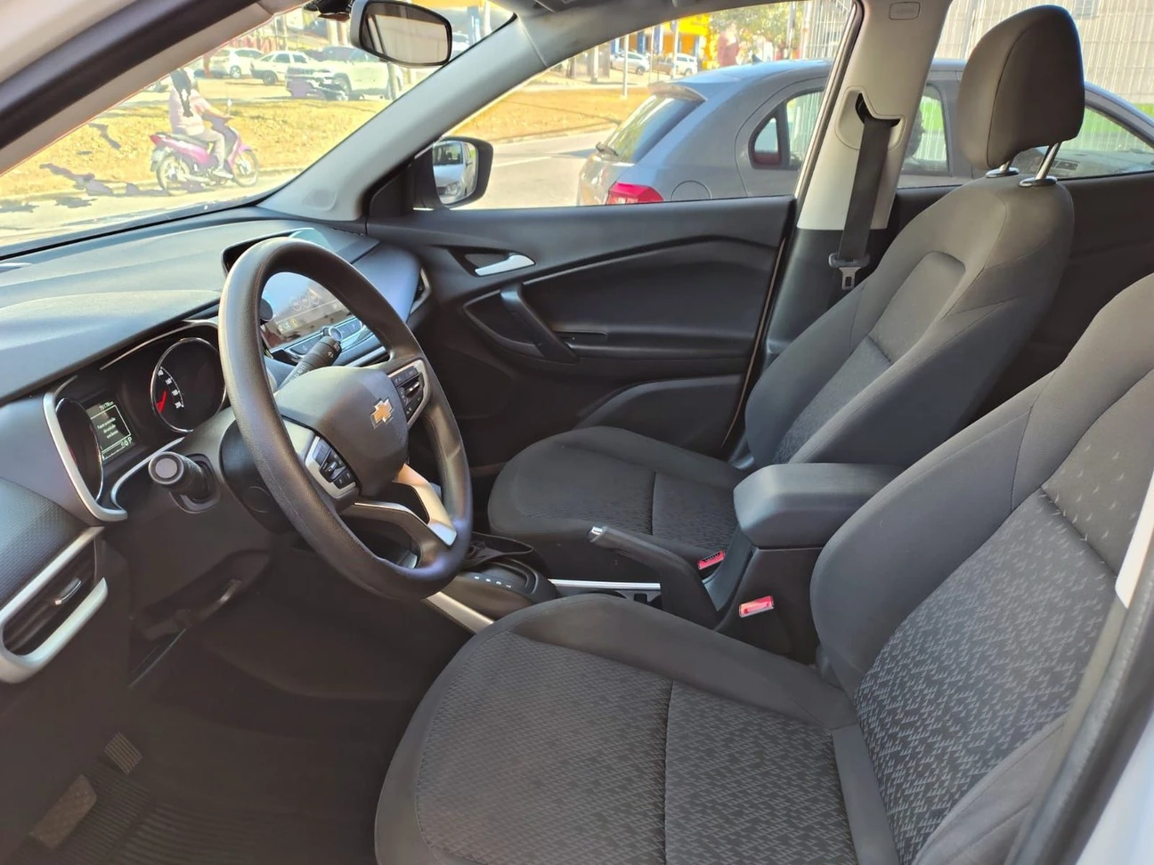 CHEVROLET TRACKER