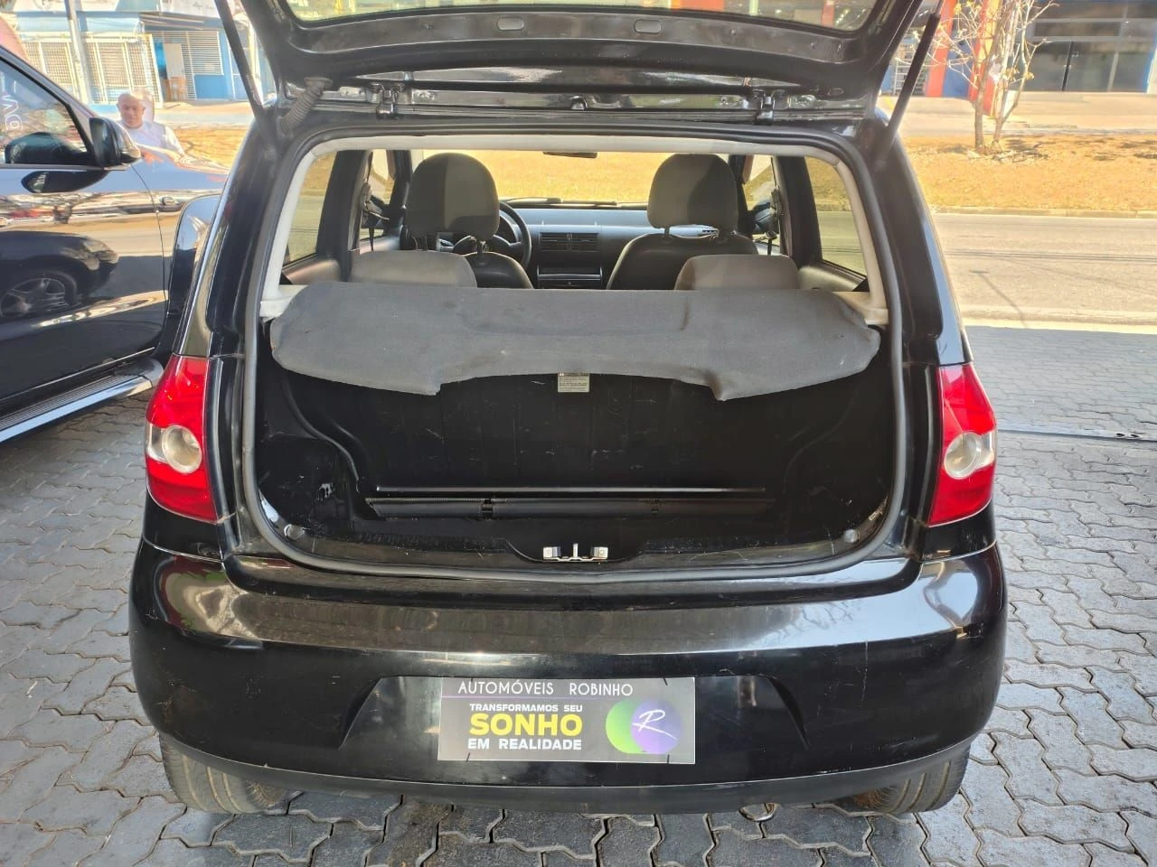 VOLKSWAGEN FOX