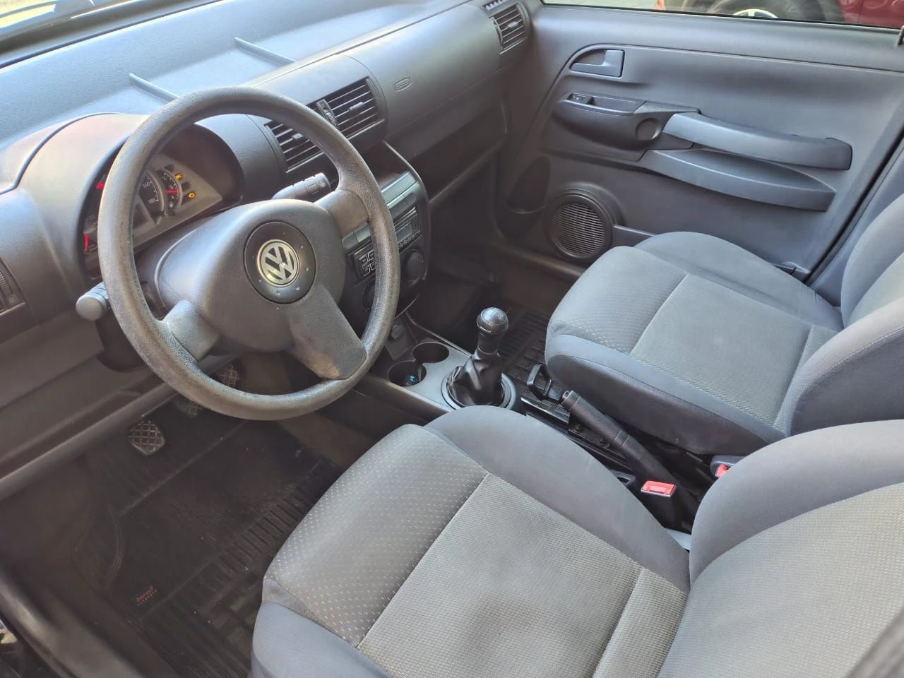 VOLKSWAGEN FOX