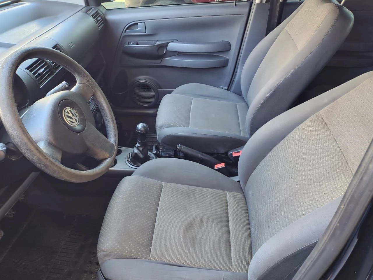 VOLKSWAGEN FOX