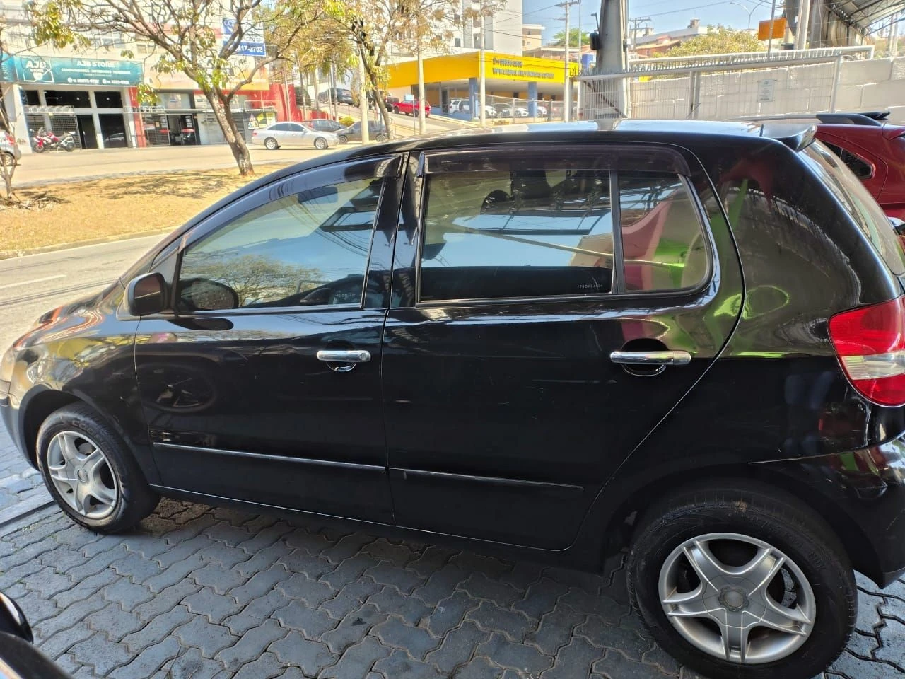 VOLKSWAGEN FOX