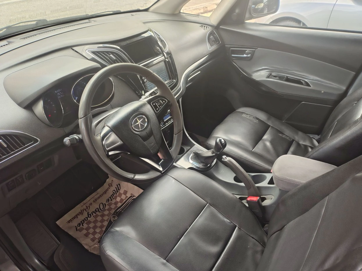 JAC J6