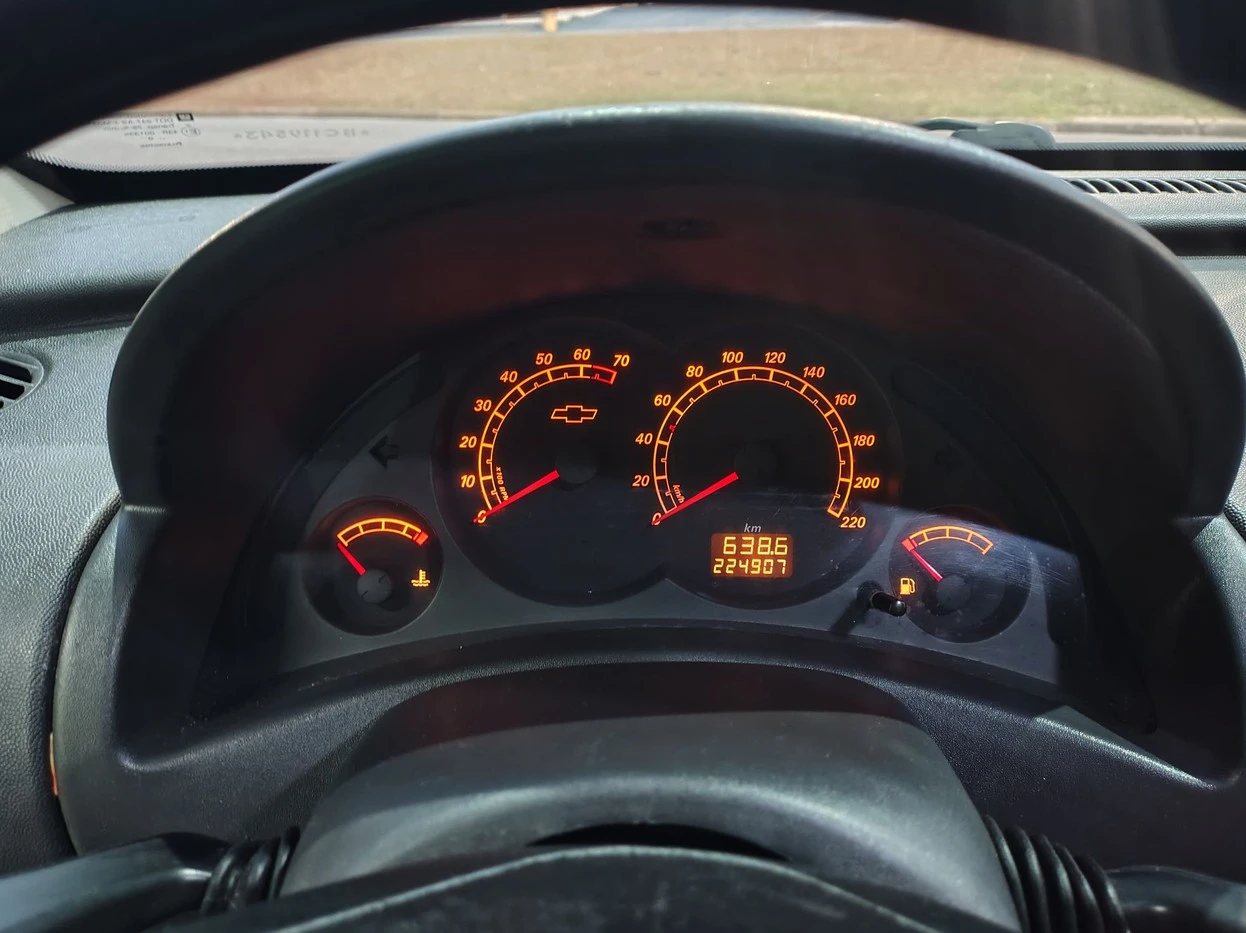 CHEVROLET CORSA