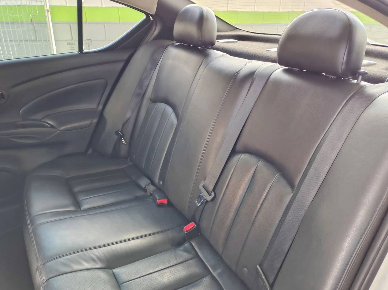 NISSAN VERSA