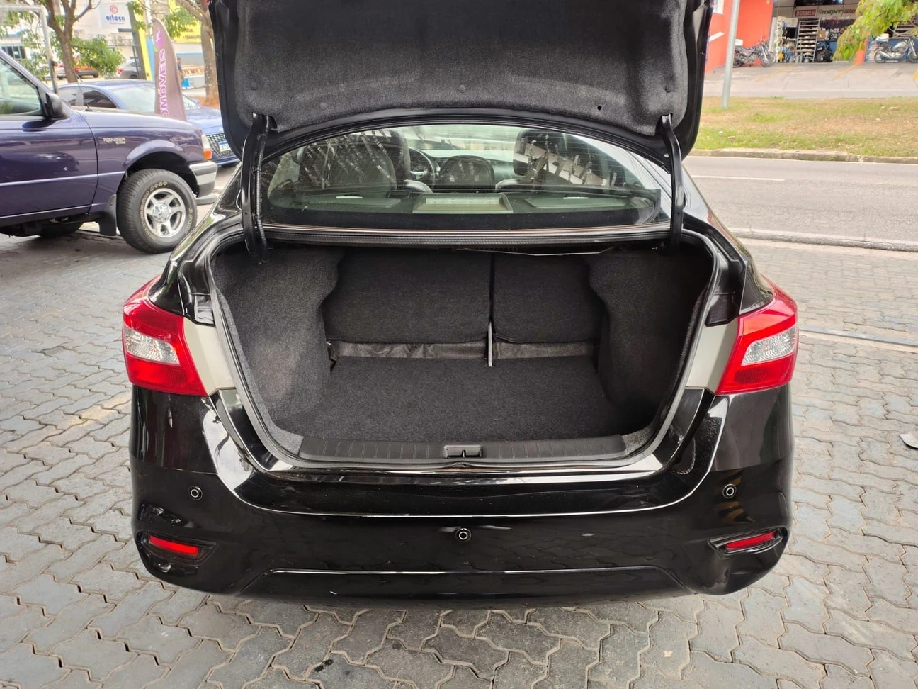 NISSAN SENTRA