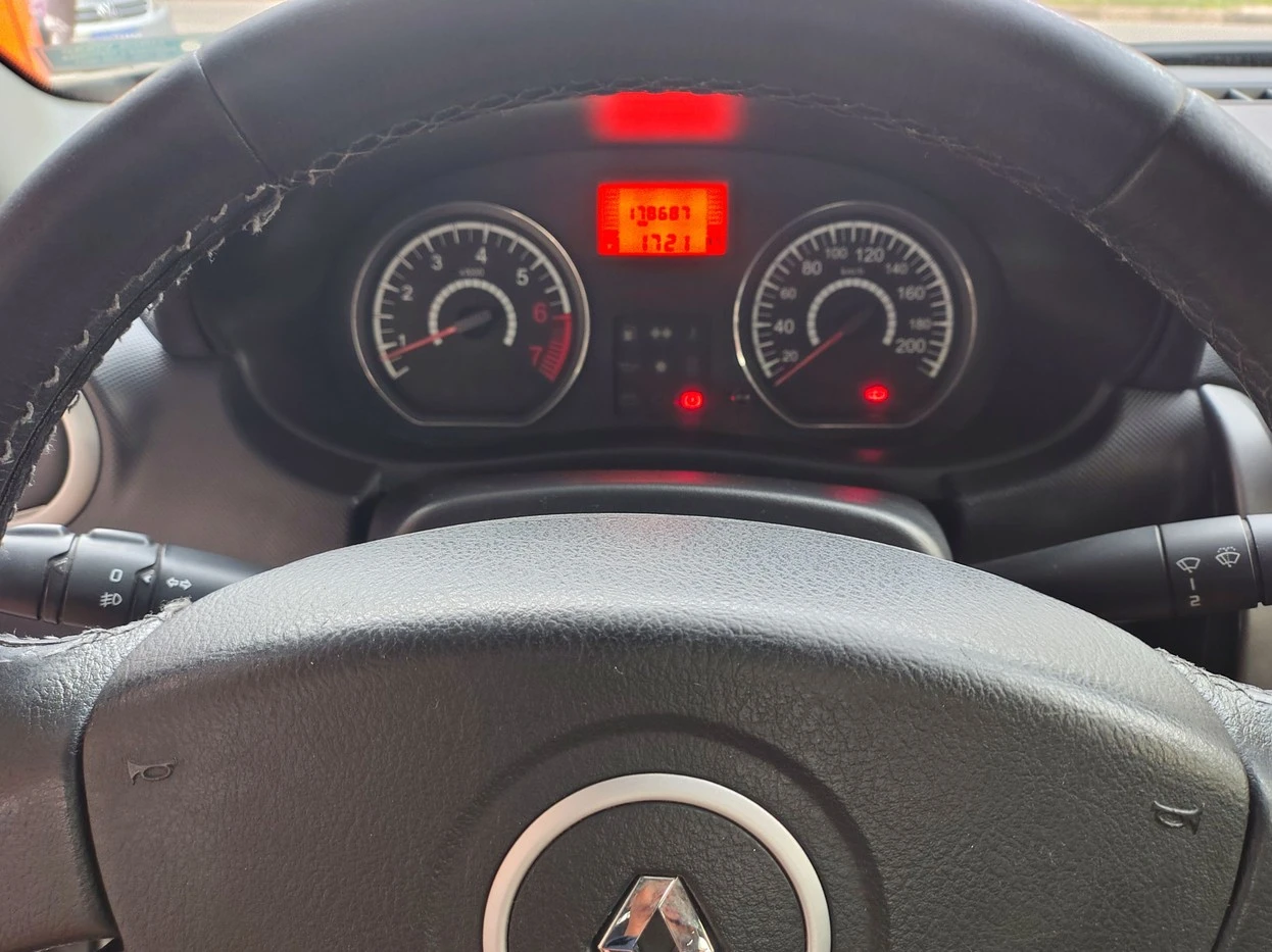RENAULT LOGAN