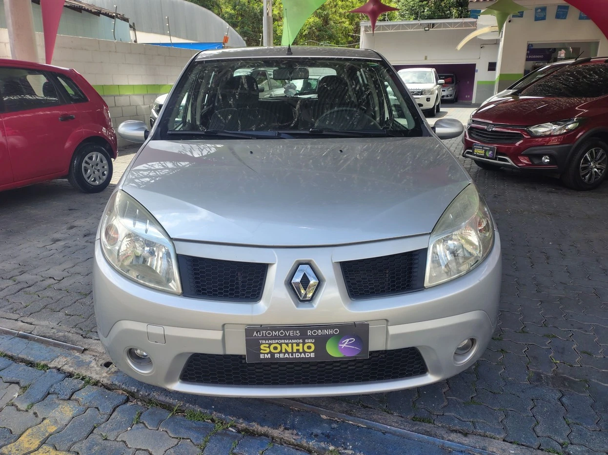 RENAULT SANDERO
