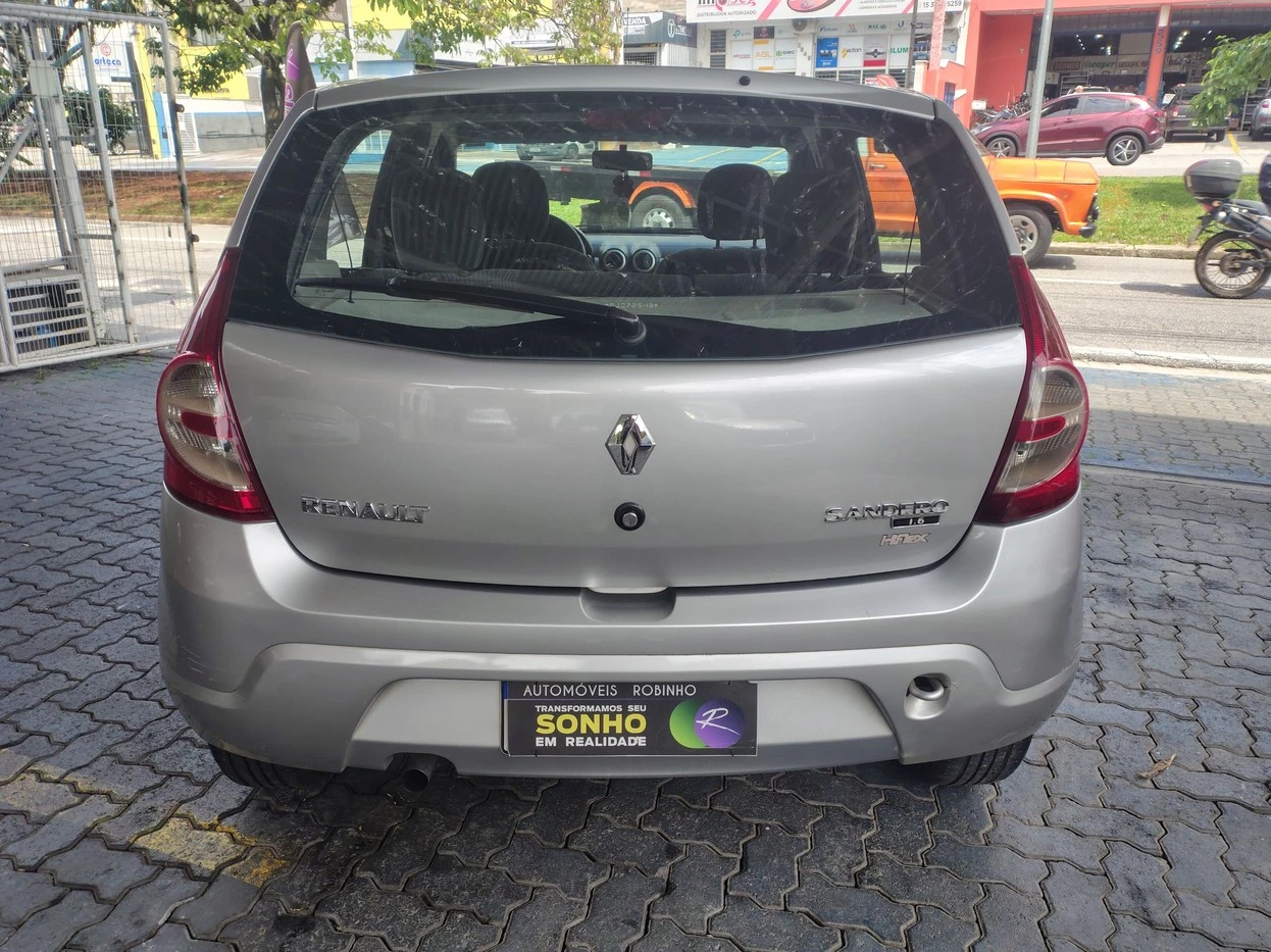 RENAULT SANDERO