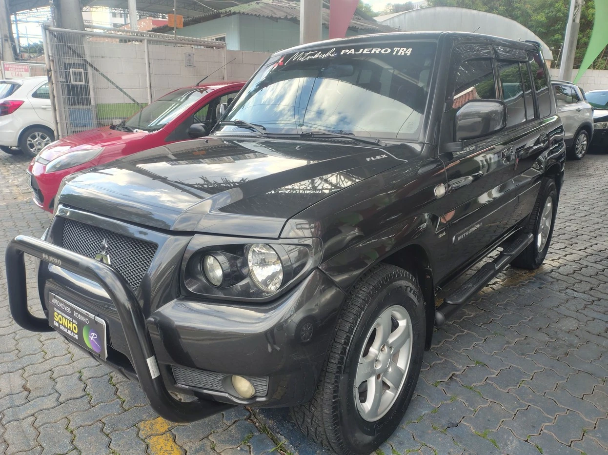 MITSUBISHI PAJERO TR4