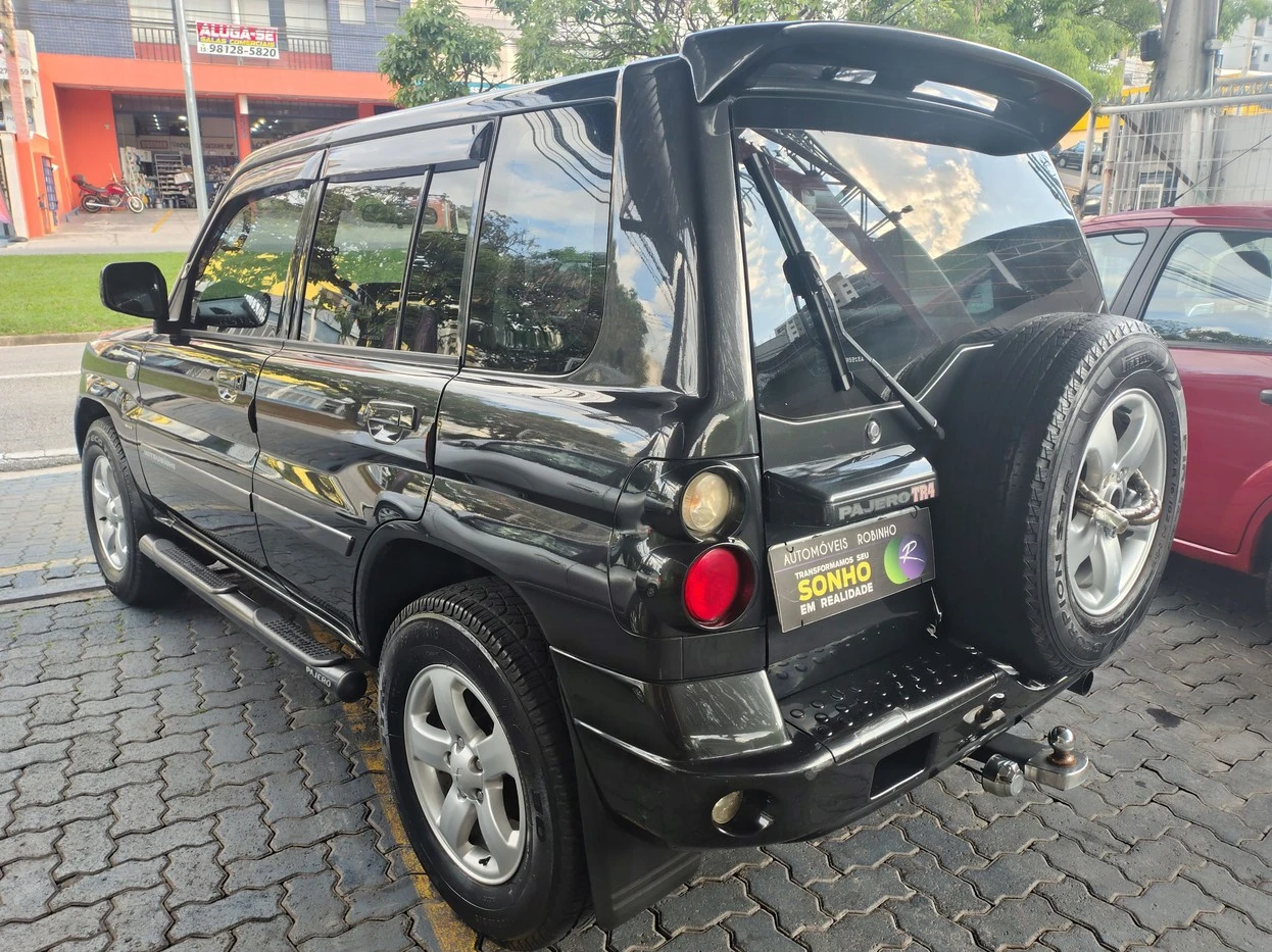 MITSUBISHI PAJERO TR4