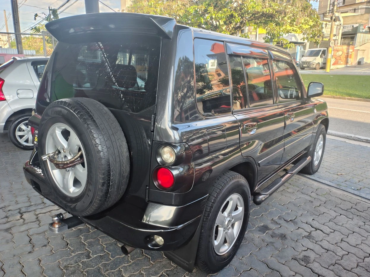 MITSUBISHI PAJERO TR4