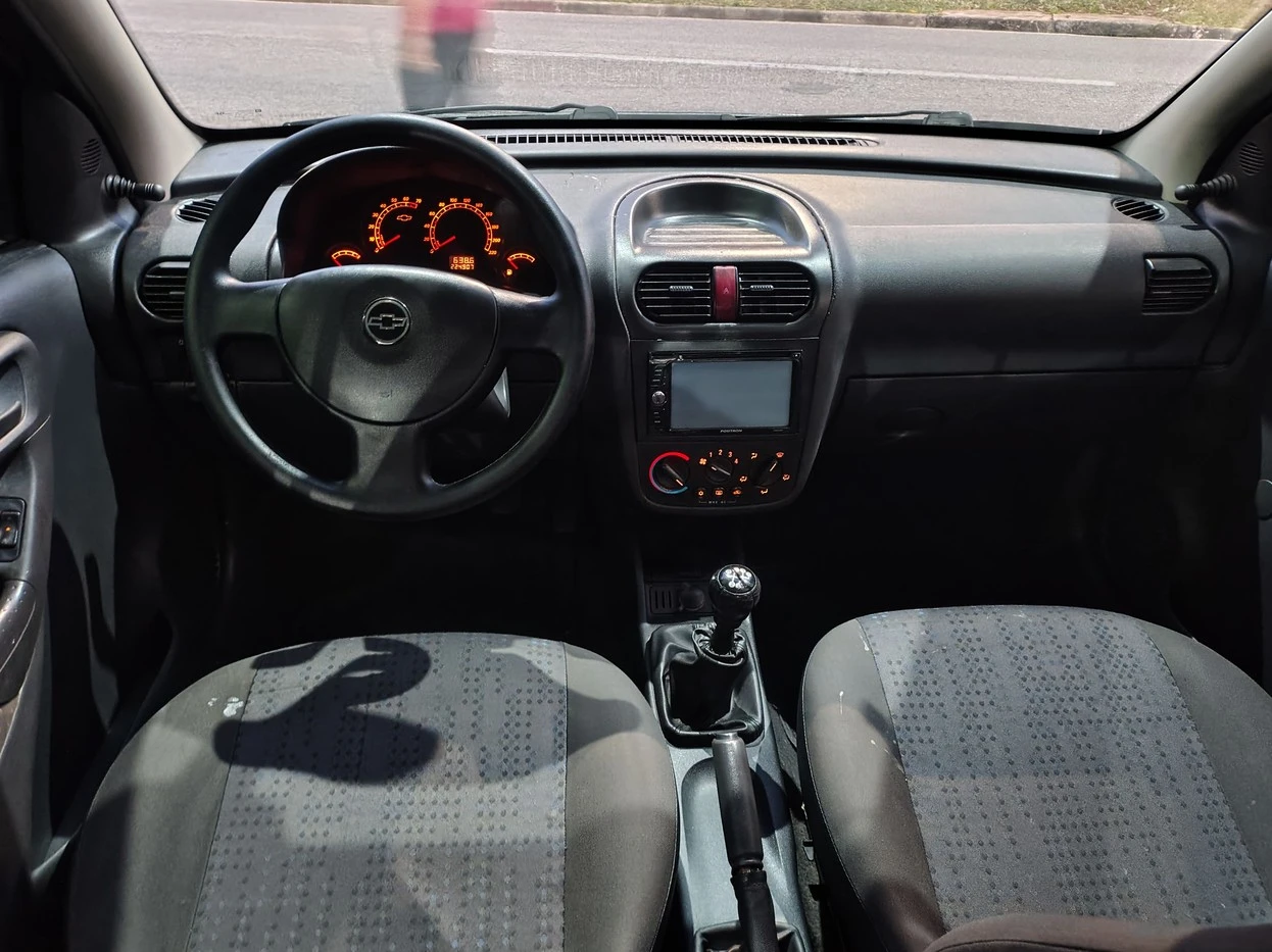 CHEVROLET CORSA